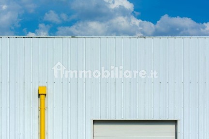 Magazzino all'asta, Invorio