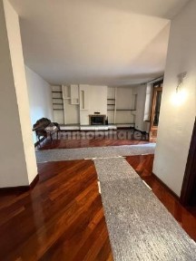 Cremona, Centro, Via XI Febbraio, 32