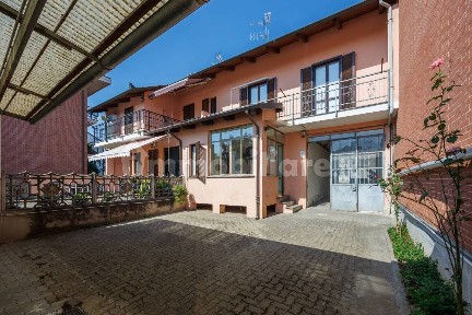 Terratetto unifamiliare Strada Genova, Testona - San Michele, Moncalieri