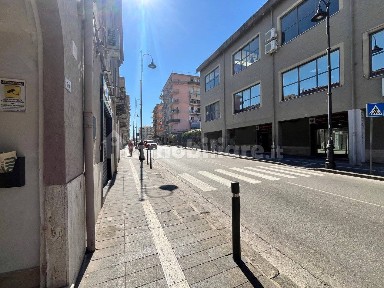 Locale commerciale in Affitto