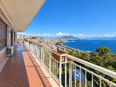Attico via Torquato Tasso 480, Vomero, Napoli