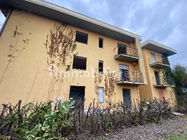 Bilocale da ristrutturare, piano terra, Centro, Annicco
