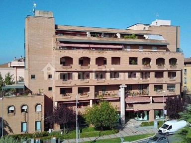 Locale commerciale in Vendita