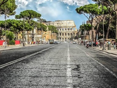 Roma, Colosseo - Fori Imperiali, Piazza del Colosseo