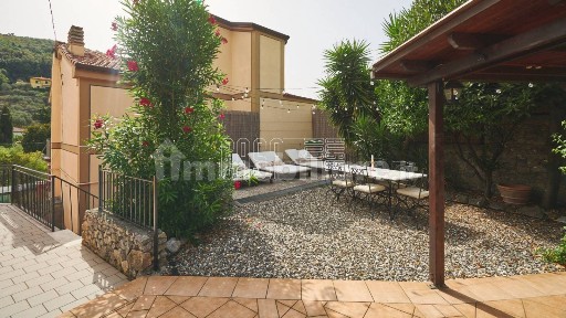 Villa unifamiliare via B. Gazzoli 3, Pugliola, Solaro, Lerici