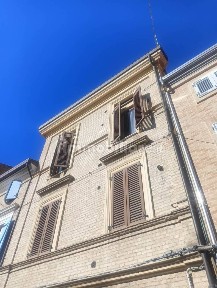 Civitanova Marche, Via Pola