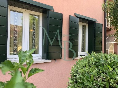 Villa plurifamiliare Camposampiero via C. Pavese, Centro, Camposampiero