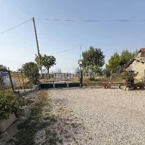 Rustico via Colle Izzano, Bellante