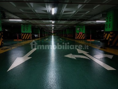 Magazzino all'asta, Porto Sant'Elpidio