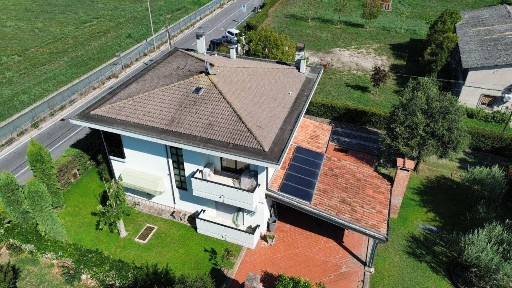 Villa unifamiliare Strada di Ca' Brusà 11, Sacra Famiglia - Castel D'Azzano, Verona