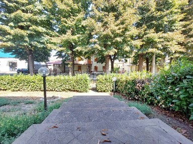 Villa bifamiliare via Marino Mazzacurati, Centro, Guastalla