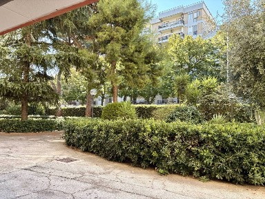 Trilocale via Mauro Amoruso 96, Poggiofranco, Bari