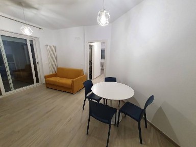 Bilocale via Martiri di via Fani, Turi