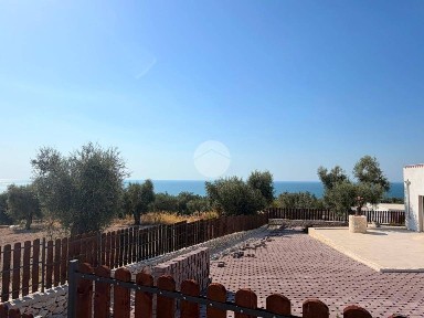 Villa unifamiliare Cala Rodiano, Centro, Monte Sant'Angelo