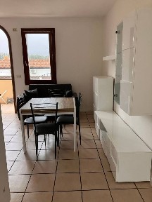 Bilocale ottimo stato, piano terra, Centro, Castelguglielmo