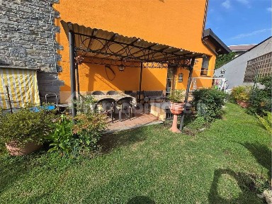 Villa a schiera via farinelli, 35, Intra, Verbania