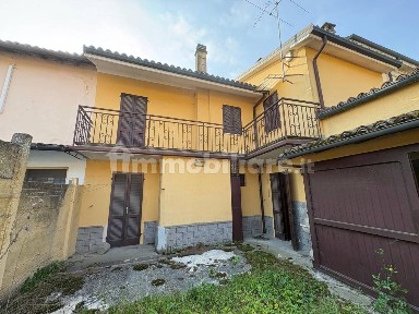 Lomello, Via Gallerina