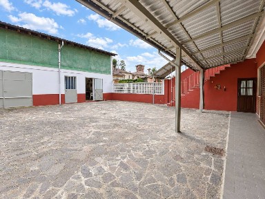 Villa a schiera via Amedeo d'Aosta, Robbio