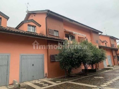 Villetta a schiera all'asta frazione Pairana - In via Lussu, 33, Landriano