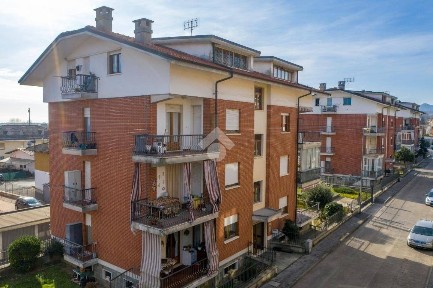 Quadrilocale via Risorgimento 33, Manta