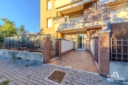Rimini, Villaggio Primo Maggio, Via Montescudo, 24