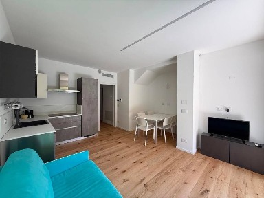 Bilocale viale Quinto Orazio Flacco, Centro, Riccione