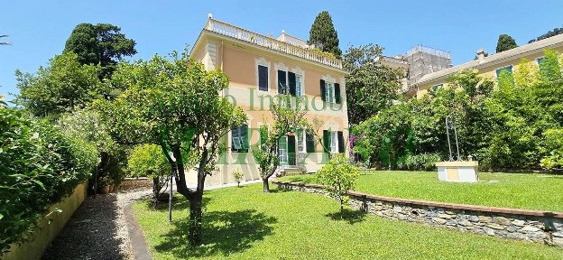 Villa unifamiliare via Capolungo, Nervi, Genova