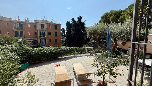 Villa bifamiliare via Priaruggia, Quarto, Genova