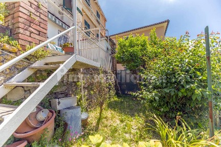 Appartamento in villa via Roccatagliata, Struppa, Genova
