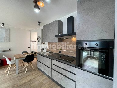 Trilocale ottimo stato, quarto piano, Centro, Sondrio
