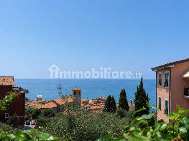 Trilocale via Fiascherino traversa 1, La Serra, Tellaro, Lerici