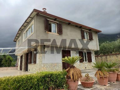 Formia, Via Fosso Castaldi, 28