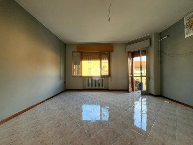 Trilocale via Donatori di Sangue 3, Centro, Suzzara