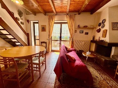 Trilocale via Plaza, Villa Dalegno, Temù