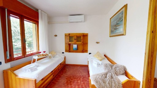 Manerba del Garda, Via Pieve Vecchia, 20