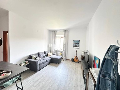 Trilocale buono stato, quarto piano, Sacro Cuore, Novara