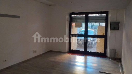 Locale commerciale in Affitto