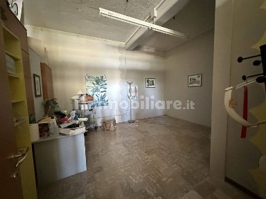 Locale commerciale in Affitto