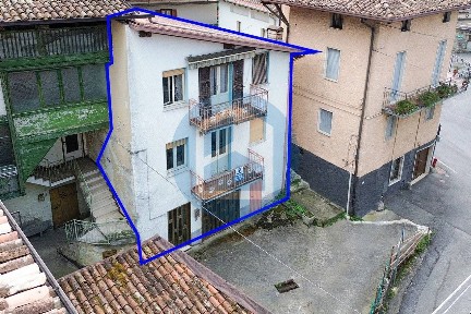 Terratetto unifamiliare via degli Opifici, 4, Centro, Darfo Boario Terme
