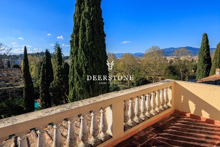 Villa unifamiliare, ottimo stato, 734 m², Michelangelo - Poggio Imperiale, Firenze