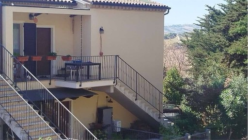 Villa a schiera 4 locali, ottimo stato, Castel D'emilio, Agugliano