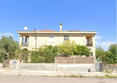 Villetta a schiera all'asta viale Danubio, 14, Capoterra
