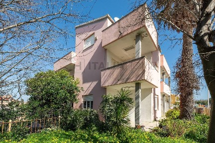 Villa a schiera viale Vienna, Selargius