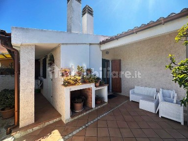 Villa a schiera via dei Salici, Capitana, Quartu Sant'Elena