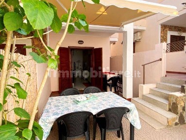Villa a schiera via Parigi 22, Centro, Villasimius