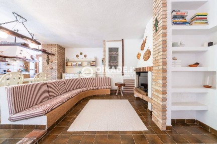Villa a schiera via Francisco Pizzarro 8, Porto Columbu Perd Sali, Sarroch
