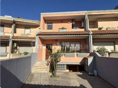 Villa a schiera via Telesio 126, Parco di Terramaini, Cagliari