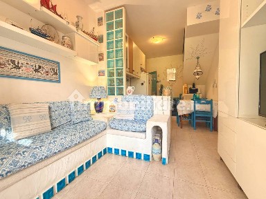 Villa a schiera via Budapest 35, Villasimius