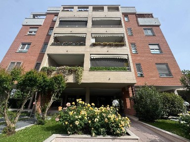 Milano, Barona, Via Ettore Ponti, 44