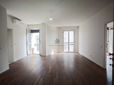 Milano, Centrale, Viale Lunigiana, 15